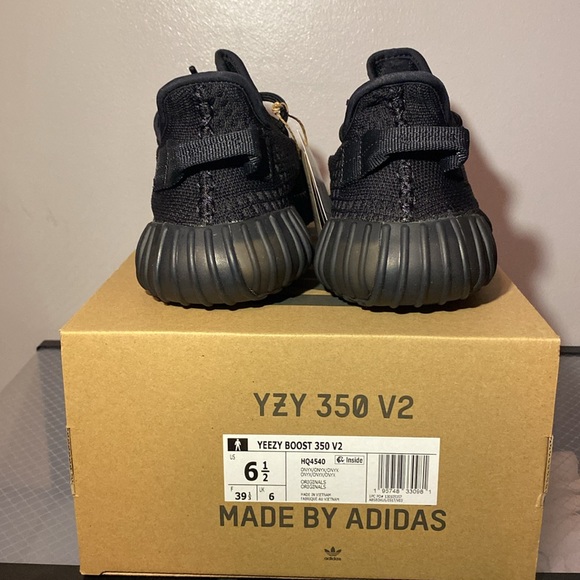 Reselling - Picture 2 of 5